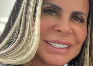 A Barbie está diferente! Gretchen muda visual e decide ficar loira pela primeira vez