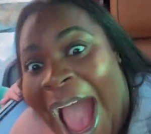 Jojo Todynho se surpreende  com abordagem de um fã que deixou um recado super sincero: “Barraqueira igual a mim”