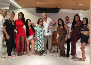 Após polêmicas, Belo e Gracyanne Barbosa passam Natal juntos